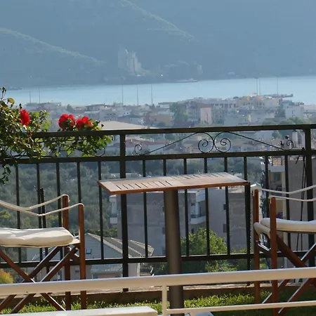 Τhe Sunny Apartments Igumenica Exteriér fotografie