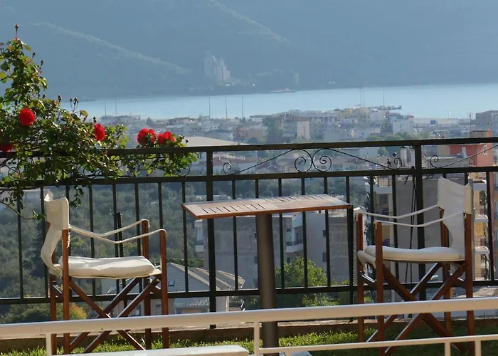 Τhe Sunny Apartments