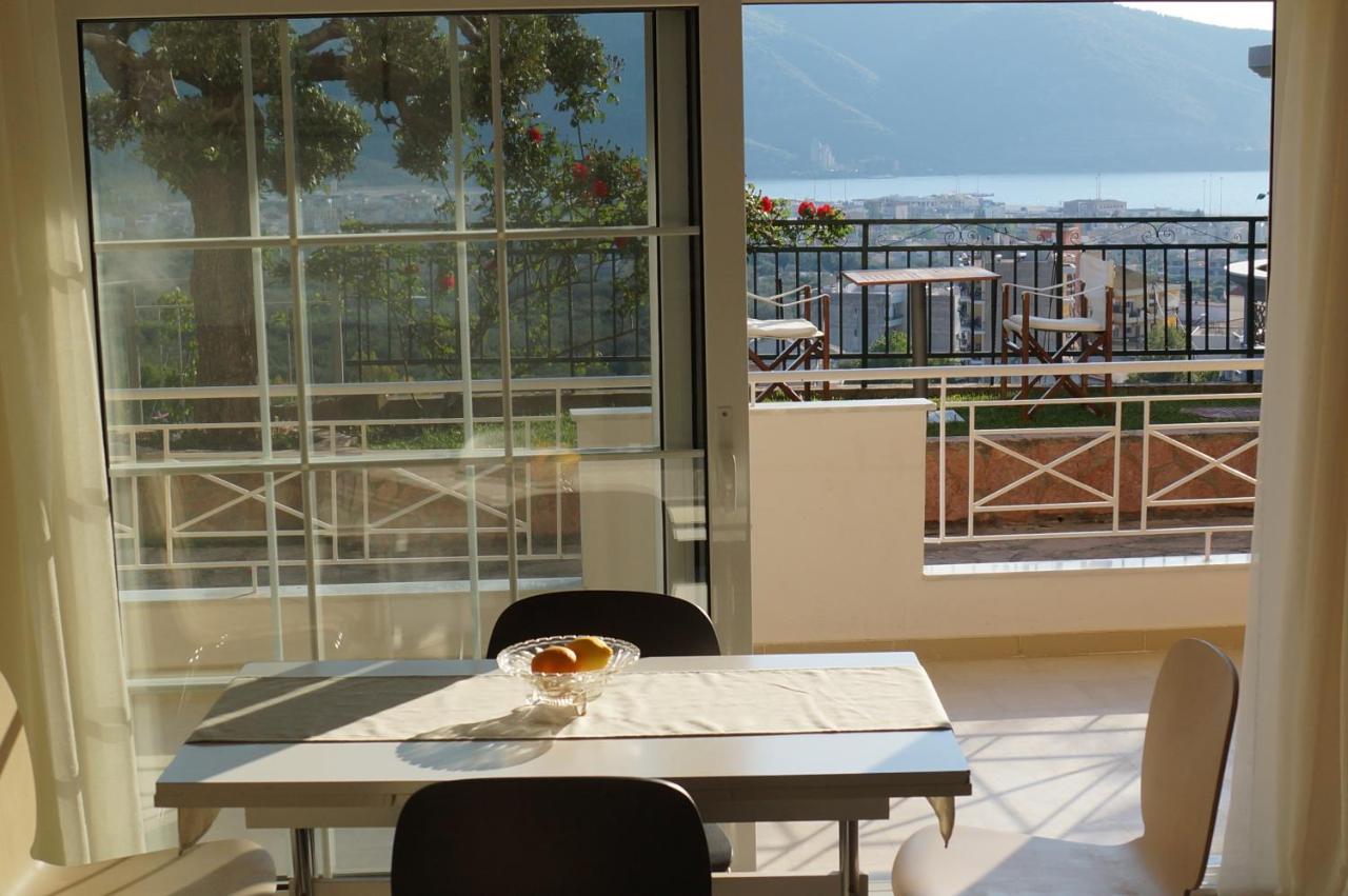 τhe Sunny Apartment *